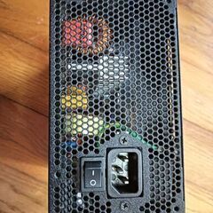 【残り在庫無し】ほぼ新品! 超ハイパワー1200W パソコン電源ユニット WATTTERA 1200W ZM1200-EBTII ATX /80PLUS Goldの画像