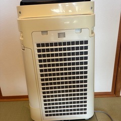 SHARP 加湿空気清浄機　2014年製の画像