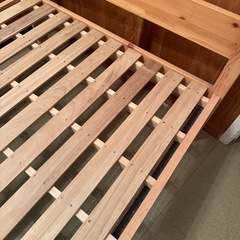 無印パイン材シングルベッドの画像