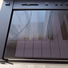 電子ピアノYAMAHA Clavinovaとベンチの画像