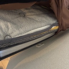 ダブルマットレス 掛け布団 枕 シーツ付きの画像