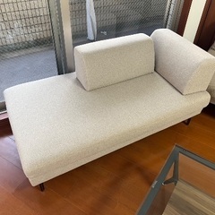 フルカバーソファの画像