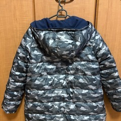 迷彩ダウンの画像