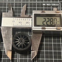 【ミニ四駆】ペラタイヤ ローフリ22.8mmの画像