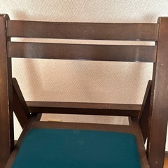 折りたたみイスの画像