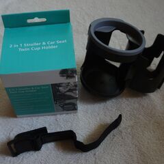 ☆ BEBE PIBCE ベビーカードリンクホルダー◆赤ちゃんとのお出かけに欠かせないの画像