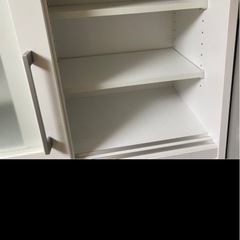 食器棚の画像
