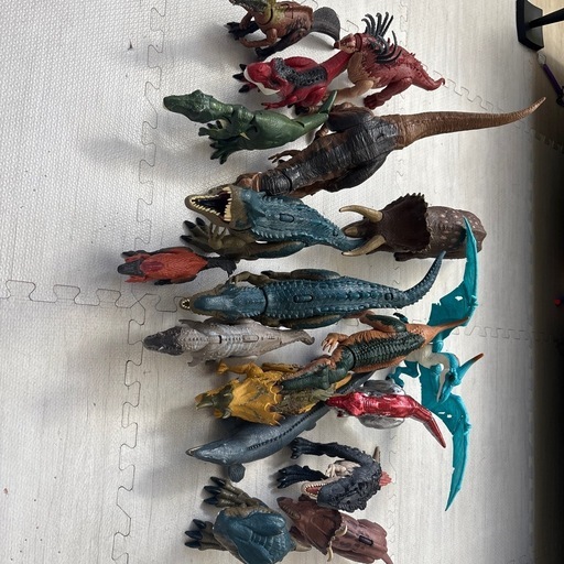 恐竜 おもちゃ 最も安い 音なる 総額5万円以上 Amazon.co.jp: Hyack 恐竜