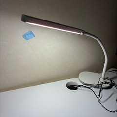 IKEA　学習机の画像