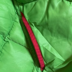 mont-bell キッズ ダウンコート 赤/緑の画像