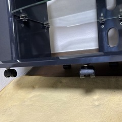 テレビ台　ガラス棚板・キャスター付きの画像