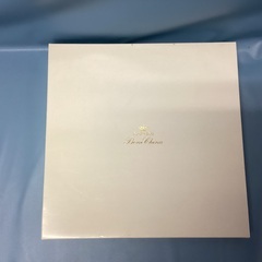 歳末大感謝祭(プレイベント)  2512-13  NARUMI(ナルミ) ボーンチャイナ大皿(27cm)の画像