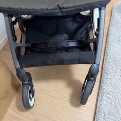 【美品】サイベックス　リベル　ベビーカー　2025 バンパーバー付きの画像