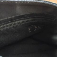 中古　光沢のある黒バッグの画像
