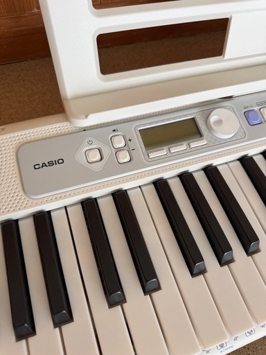 CASIO電子キーボードHIKARI