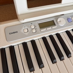 CASIO電子キーボードHIKARIの画像