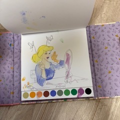 コストコ　絵の具付き　塗り絵の画像