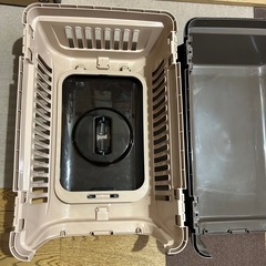 ペットキャリーの画像