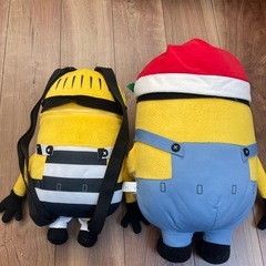 ミニオン　ぬいぐるみとリュックの画像