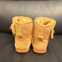 美品✨morinorinkle✨ベビー用ムートンブーツ　ベージュ ショートブーツの画像