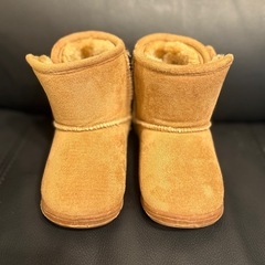 美品✨morinorinkle✨ベビー用ムートンブーツ　ベージュ ショートブーツの画像