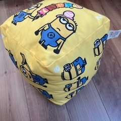 ミニオン　サイコロクッションの画像
