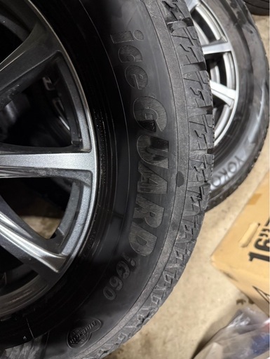 215/65R16  スタッドレス　ヨコハマアイスガード　ホイール付き4本セット　バリ溝