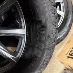 215/65R16  スタッドレス　ヨコハマアイスガード　ホイール付き4本セット　バリ溝の画像
