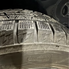 215/65R16  スタッドレス　ヨコハマアイスガード　ホイール付き4本セット　バリ溝の画像