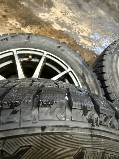 195/65R16 ダンロップスタッドレス　ホイール付き4本セット