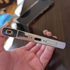 Samsung製スマートフォン　Galaxy s23 ultra(韓国版　256GBモデル）の画像