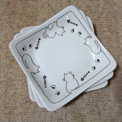 171 こねこの小皿の画像