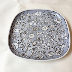 波佐見焼　和山　フラワーパレード2枚セットの画像