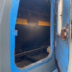 タイタン　2tパッカー車　回転式　押出し式の画像