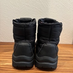 18センチノースフェイスブーツの画像