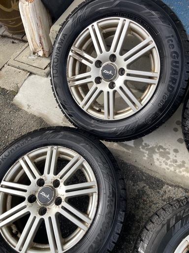 ヨコハマ　スタッドレスタイヤ　アルミホイール　195/65r15