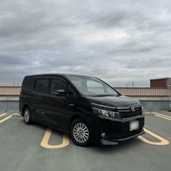 冬仕様付き！トヨタ ヴォクシー ハイブリッド Vグレード 車検たっぷりの画像