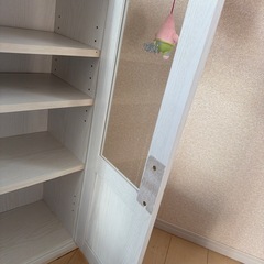 キャビネット？　本棚　　白い　ホワイトの画像