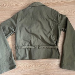 SLY ショート丈のシャツの画像