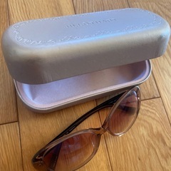 ジルスチュアートサングラスの画像