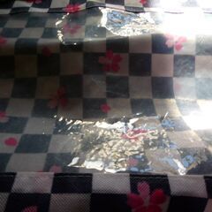 洋服ハンガーラックの不織布カバー■紺色市松模様ピンク色桜柄■幅約90ｃｍの画像