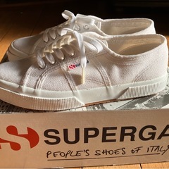 《新品》スペルガSUPERGA 2750 CLASSIC ホワイト 39サイズの画像