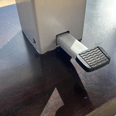 ニトリ昇降式テーブルの画像