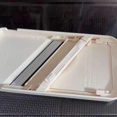 KYOCERA 京セラ 日本製 薄切り スライサー セラミック サビない 除菌漂白 OK 3段階 厚み調節機能 プロテクター付 ホワイト CSN-182WHPの画像