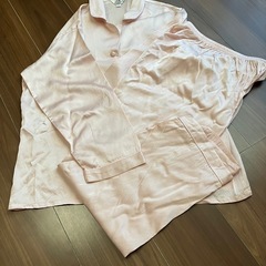 シルク　パジャマ上下の画像