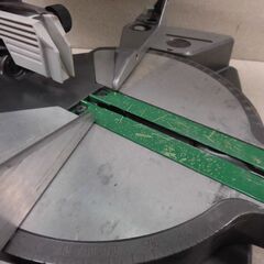 🌲【年末まで休まず営業！】入荷！日立工機190mm 卓上丸のこ C7FCH【地域最大電動工具高価買取アールワン田川】の画像