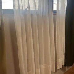 ニトリ　カーテン　１８２/１０６cm　遮光遮熱花粉対策　レースカーテン付　の画像