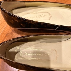 フラットパンプス24センチの画像