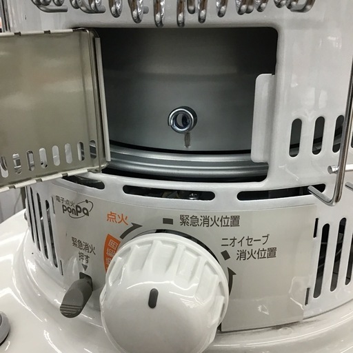 #L-24【ご来店頂ける方限定】TOYOTOMIの石油ストーブです