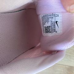 NIKE 24.5cm レディース　ランニングシューズ　スニーカー　陸上競技　ピンクの画像